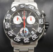 A gentleman's moder stainless steel Tag Heuer Formula 1 'Professional 200 metres' quartz wrist