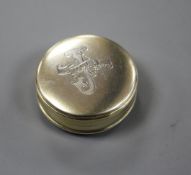 A Victorian silver gilt circular vinaigrette, Thomas Johnson 1, London, 1866, 34mm, 22 grams.
