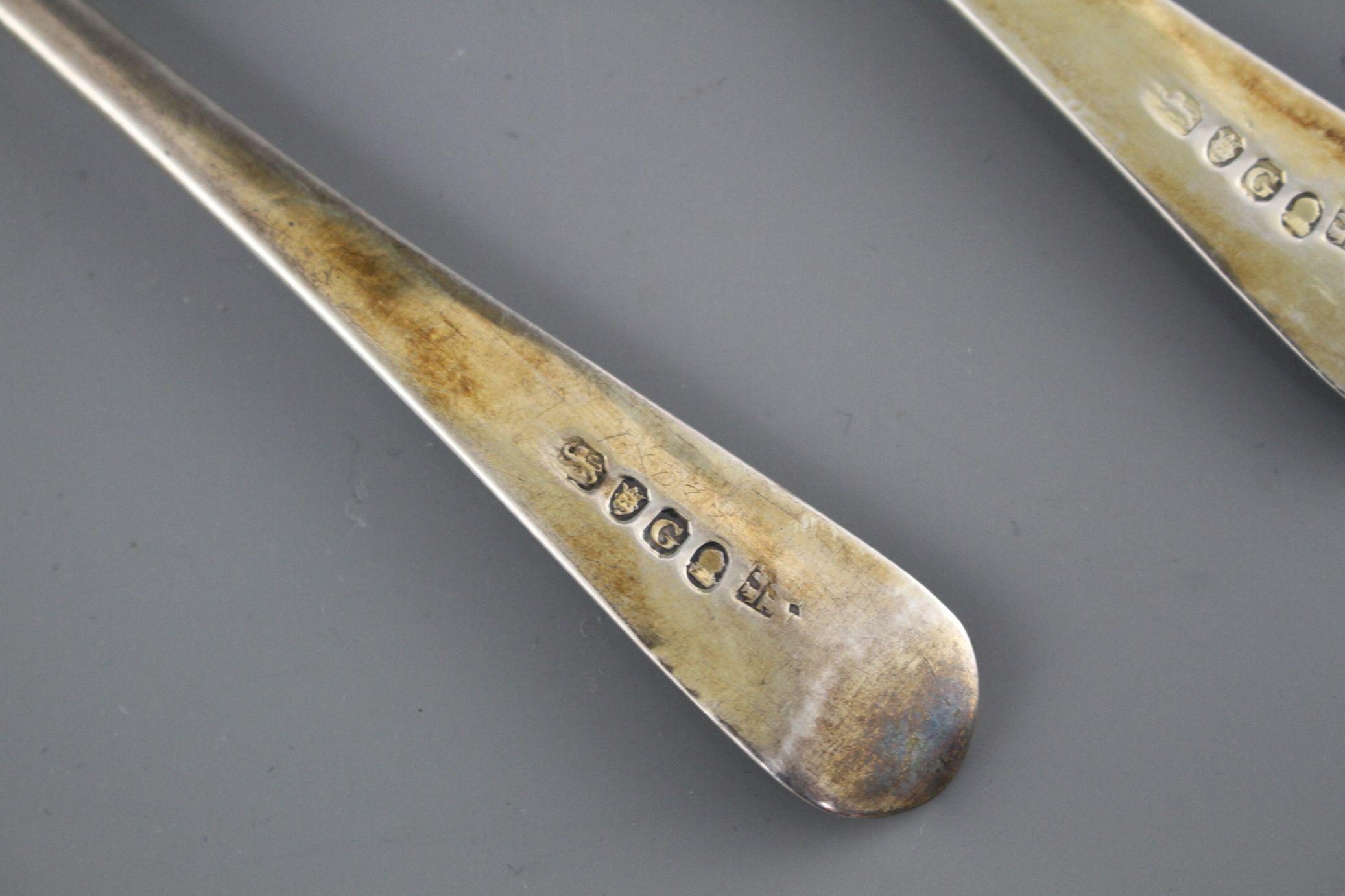 A pair of George III Old English pattern 'berry' spoons, by Eley & Fearn, London, 1802, 22.2cm, 3. - Image 5 of 5