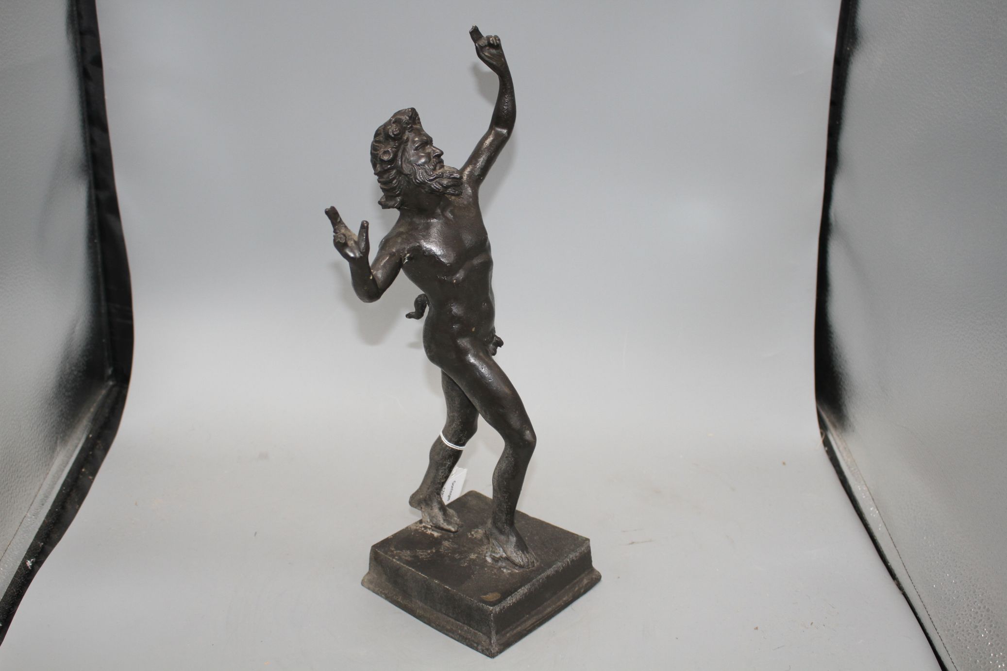 A 19th century Italian bronze figure of the dancing faun, height 42cm Condition: Dark blackish - Image 4 of 5