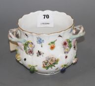 A Potschappel flower encrusted flower pot, Condition: Small losses to encrusted flowers and