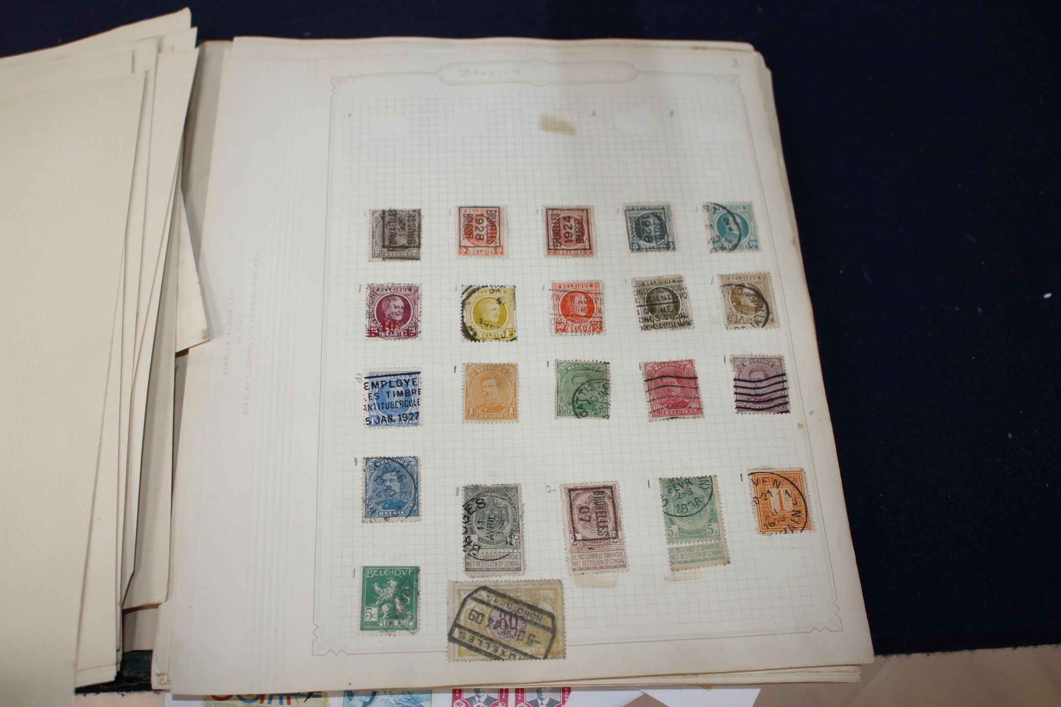 A World Stamp album, Victoria 1840 onwards including Penny reds - Image 13 of 22