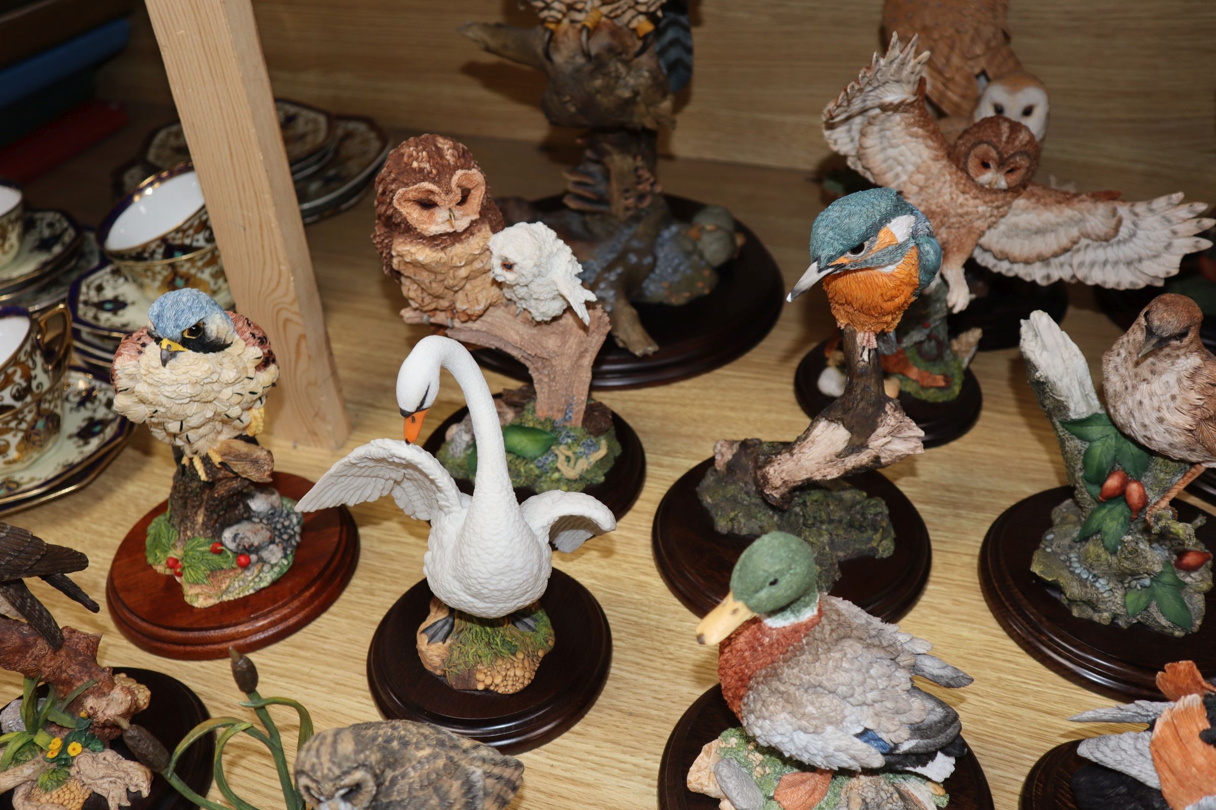 A collection of Country Artists and other resin models of birds and animals, including a large - Image 4 of 6