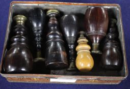 Six 19th century ebony handled desk seals and a boxwood example (7)