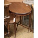 An Edwardian satinwood banded oval mahogany occasional table, W.76cm, D.55cm, H70cm