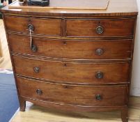 A Regency mahogany bow fronted chest of drawers, W.102cm, D.51cm, H.88cm