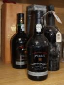 Five bottles of Port: 1922 Whigham, Ferguson, Cunningham and other low value ports