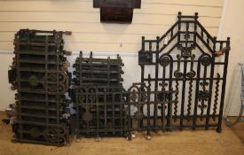 A Victorian cast iron gate, W.93cm H.120cm and approximately 12m of railingsCONDITION: Good original