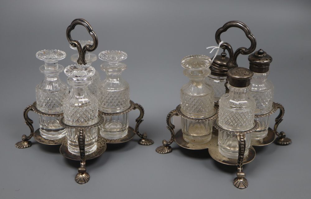 A pair of Edwardian silver four division cruet stands, Robert Pringle & Sons, London, 1907, 15.