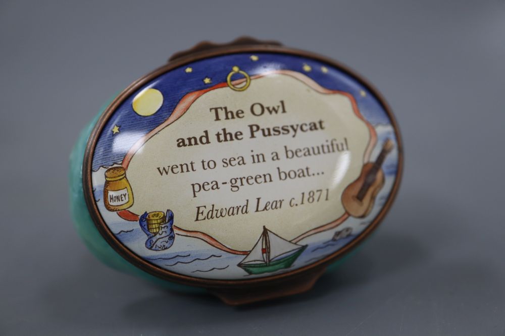 A Halcyon days enamel The owl and The Pussycat snuff box - Image 4 of 4