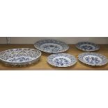 Meissen onion pattern reticulated dessert dishes and plates, late 19th/early 20th century, Large