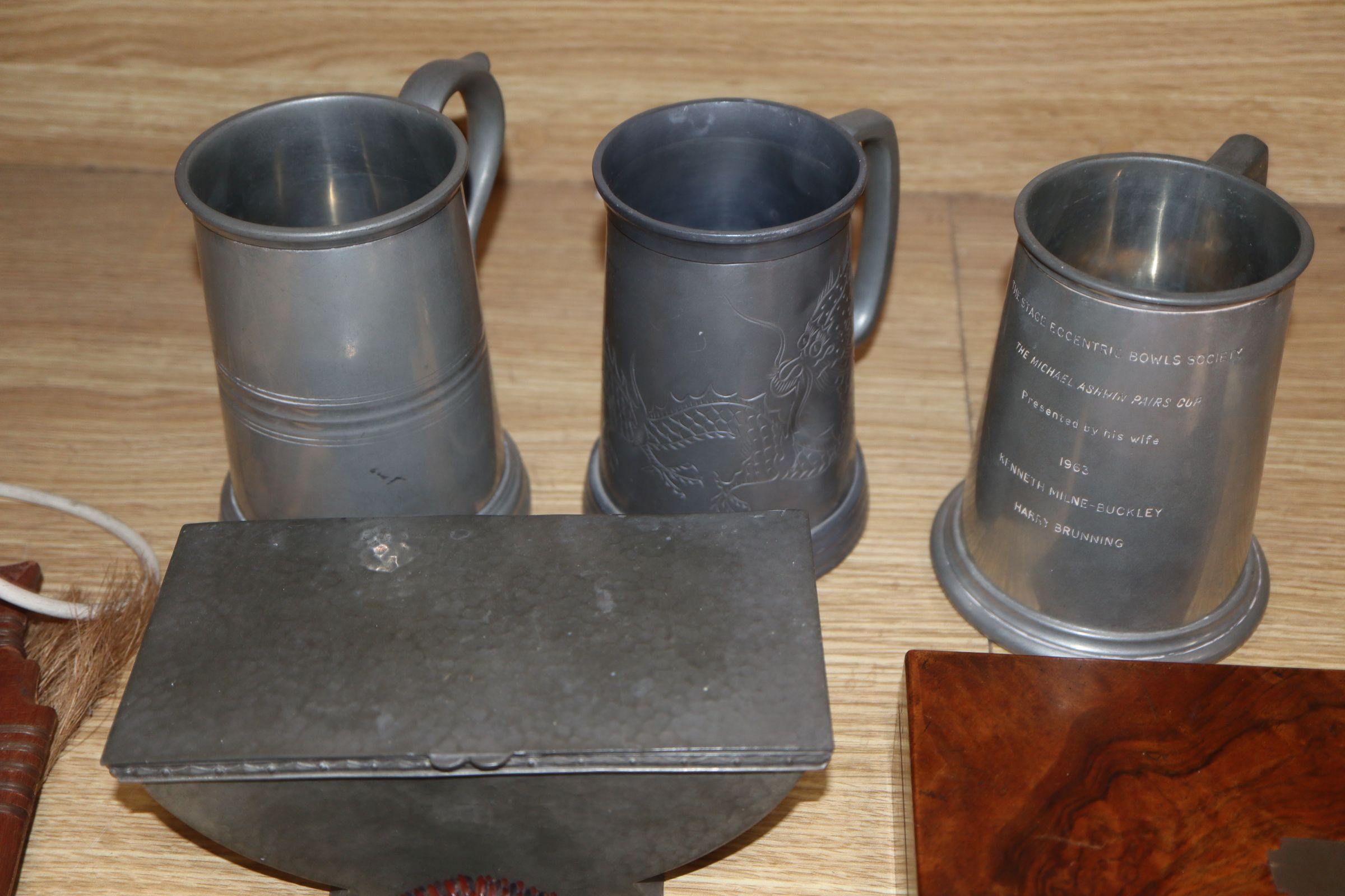 A quantity of mixed collectables including a planished pewter box, a draughtsman set, a large - Image 2 of 7