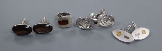 A stylish 925 and amber(a.f.) ring and three pairs of white metal cufflinks, including 925 and