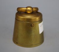 A Victorian gilt brass '7lb' novelty inkwell, height 9cm handle down