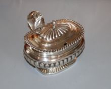 A George IV demi fluted silver pedestal mustard pot, no liner, William, Charles & Henry Eley,