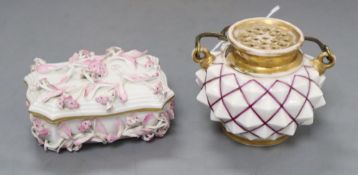 An early 19th century Flamen-Fleury, Paris porcelain inkwell with gilt metal mount and a late