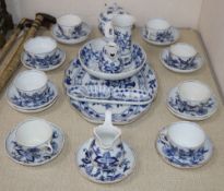 A group of Meissen onion pattern tea and coffee wares, late 19th/early 20th century