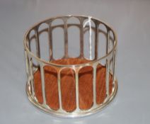 A modern open wire work silver bottle coaster, Clive Edward Burr, London, 1973, diameter 10cm, gross