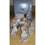 Eleven pieces of Lladro, including figurines