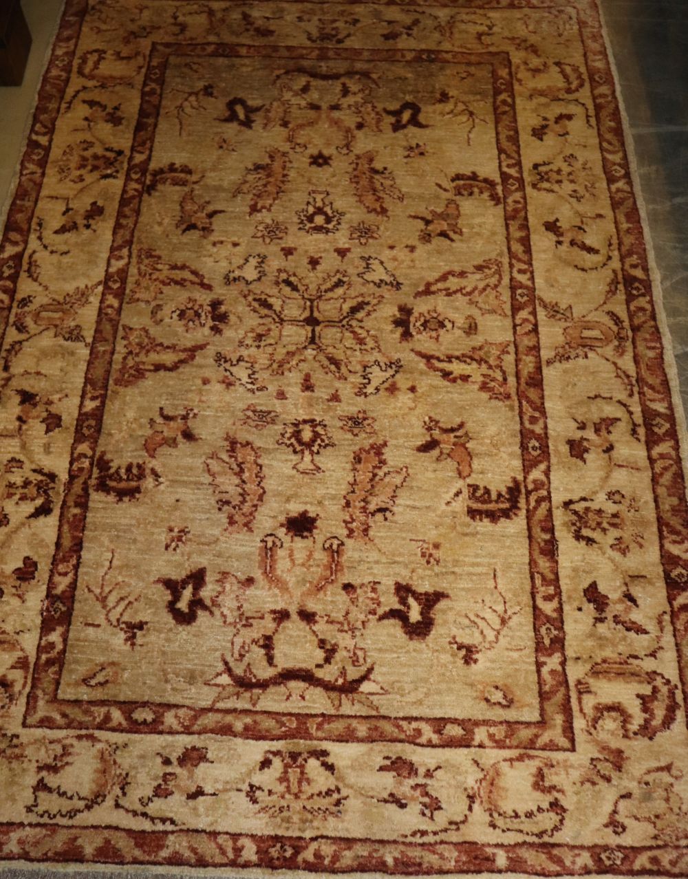 A Ziegler style rug, 180 x 120cm - Image 2 of 2