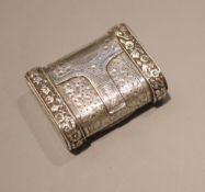 A George III engraved silver vinaigrette, modelled as a satchel, John Shaw, Birmingham, 1818, 29mm.