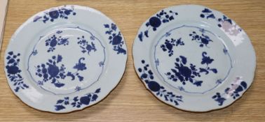 Two Chinese blue and white plates, Yongzheng/Qianlong period