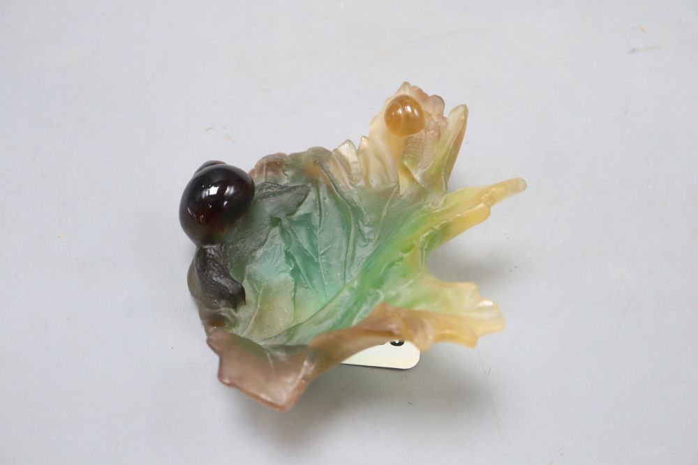 A Daum pate de verre snail and leaf frosted glass tray, length 18cm - Image 2 of 4