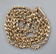 An Edwardian 9ct chain, 47cm, 5.2 grams.