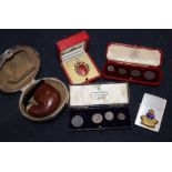A 1901 Maundy set, cased, a 1902 part set (with1904 fourpence), cased, a 9ct gold small religious