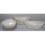 A set of five circular cut glass ice cream dishes and two matching oval bowls