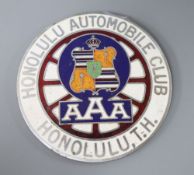 A Honolulu Automobile Club badge