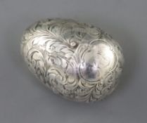 A Victorian engraved silver egg shaped vinaigrette, by Yapp & Woodward, Birmingham, 1854, 43,,.