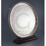 A George V large silver circular salver, with presentation inscription to 'Lieutenant Colonel Norman