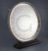 A George V large silver circular salver, with presentation inscription to 'Lieutenant Colonel Norman