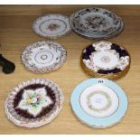 A Davenport iron red and gilt petal rimmed dessert plate and other decorative plates (16)