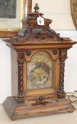 An early 20th century walnut bracket clock