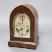 An Edwardian mahogany mantel clock, height 25cm