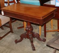 A Victorian rectangular mahogany folding tea table, W.95cm, D.46cm, H.73cm