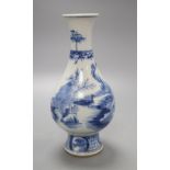 A Chinese blue and white bottle vase, height 20cm