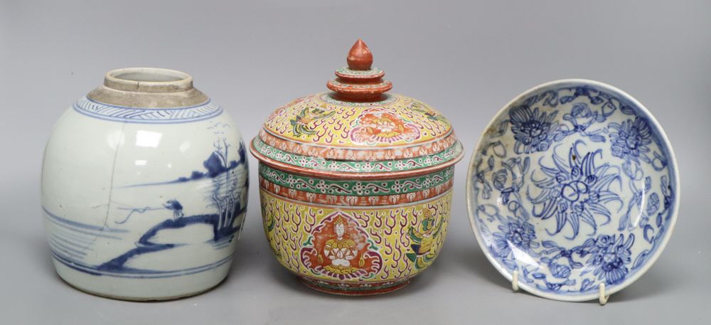 A Chinese blue and white jar, a dish and an Indian porcelain box and cover, tallest 20cmCONDITION: