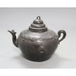 A Chinese archaistic bronze teapot, Qing dynasty, height 13cm