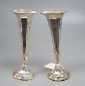 A pair of George V silver trumpet posy vases, Sheffield, 1917, 18cm weighted.