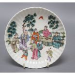 A Chinese famille rose fluted dish, diameter 18cmCONDITION: Good condition