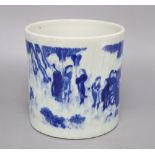 A Chinese blue and white brushpot, height 18cmCONDITION: There is heavy discoloured crazing