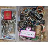 A quantity of costume jewellery.