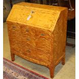 A Biedermeier style satinwood bureau, W.79cm, D.40cm, H.92cm