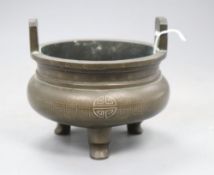 A 19th century Chinese silver inlaid bronze censer, height 10.5cm