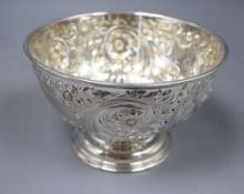 An Edwardian repousse silver pedestal rose bowl, Fenton Bros. Ltd, Sheffield, 1902, diameter 19.6cm,