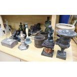 A large quantity of mixed decorative items