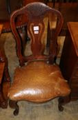 A Queen Anne style dining chair